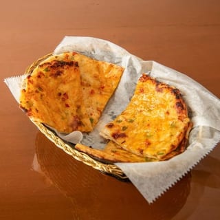 Chilli-Cheese Naan